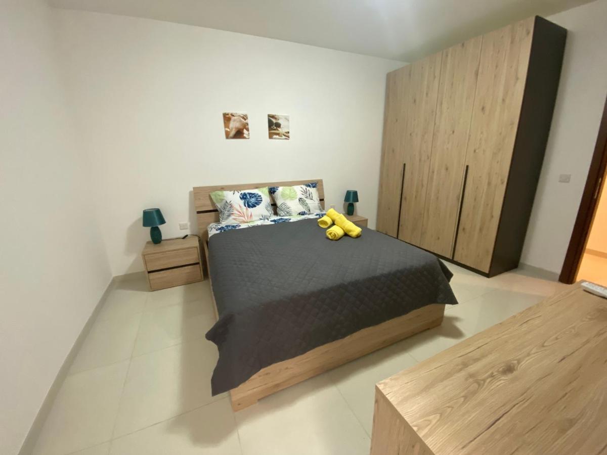 Sunshine Apartments Mellieha - Modern Three Bedroom Ground Floor Apartment With Yard Esterno foto