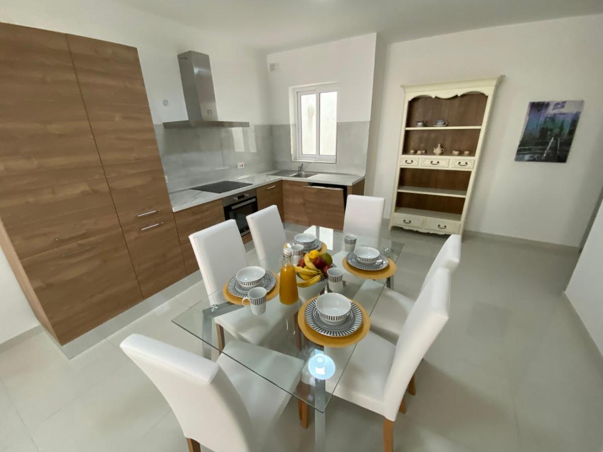 Sunshine Apartments Mellieha - Modern Three Bedroom Ground Floor Apartment With Yard Esterno foto