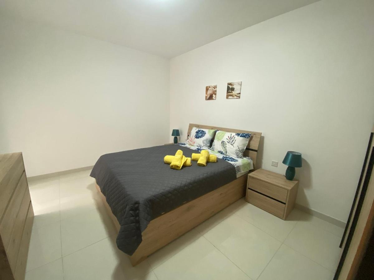 Sunshine Apartments Mellieha - Modern Three Bedroom Ground Floor Apartment With Yard Esterno foto